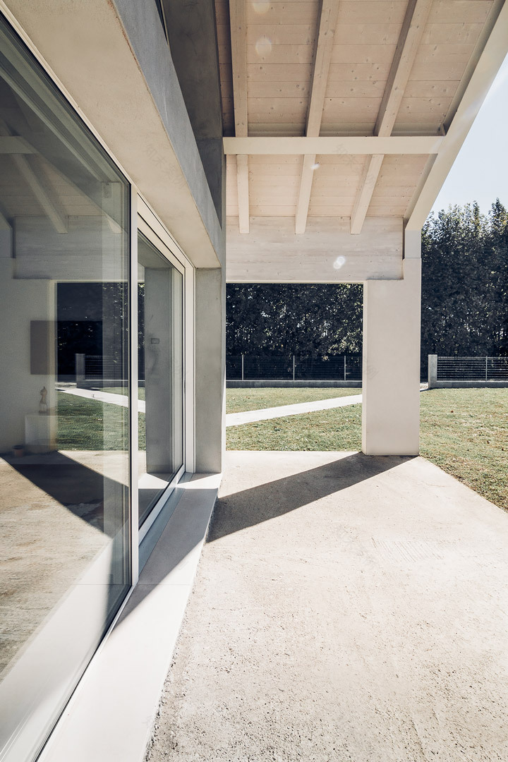 简约木质白窗设计,打造现代家居风格-15