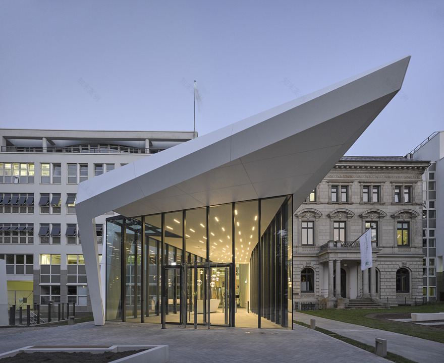 汉莎默库尔基础资产公司总部-2