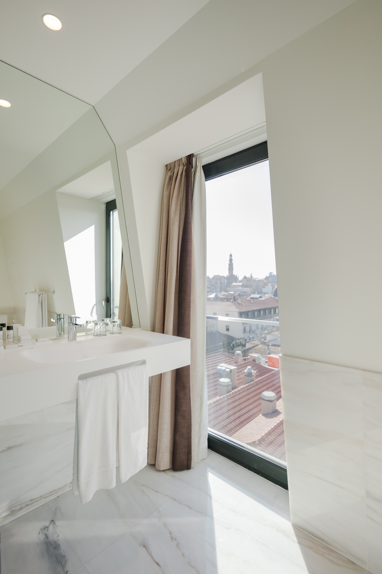 葡萄牙波尔图历史建筑“A Brasileira”酒店的修复与新生-111