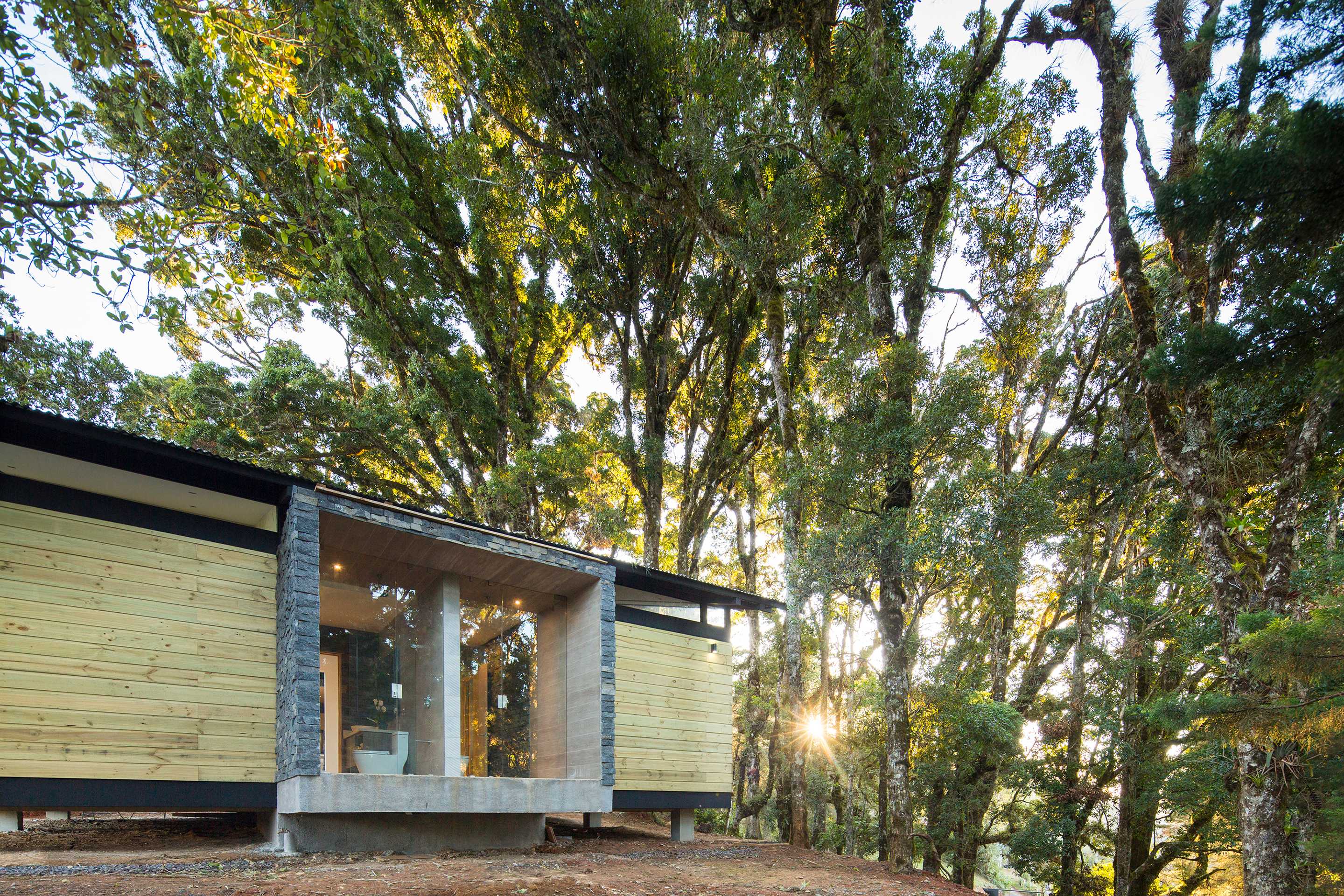 哥斯达黎加 EFC 小木屋-13