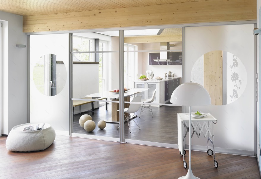 黑色调玻璃隔断打造现代复式公寓-17