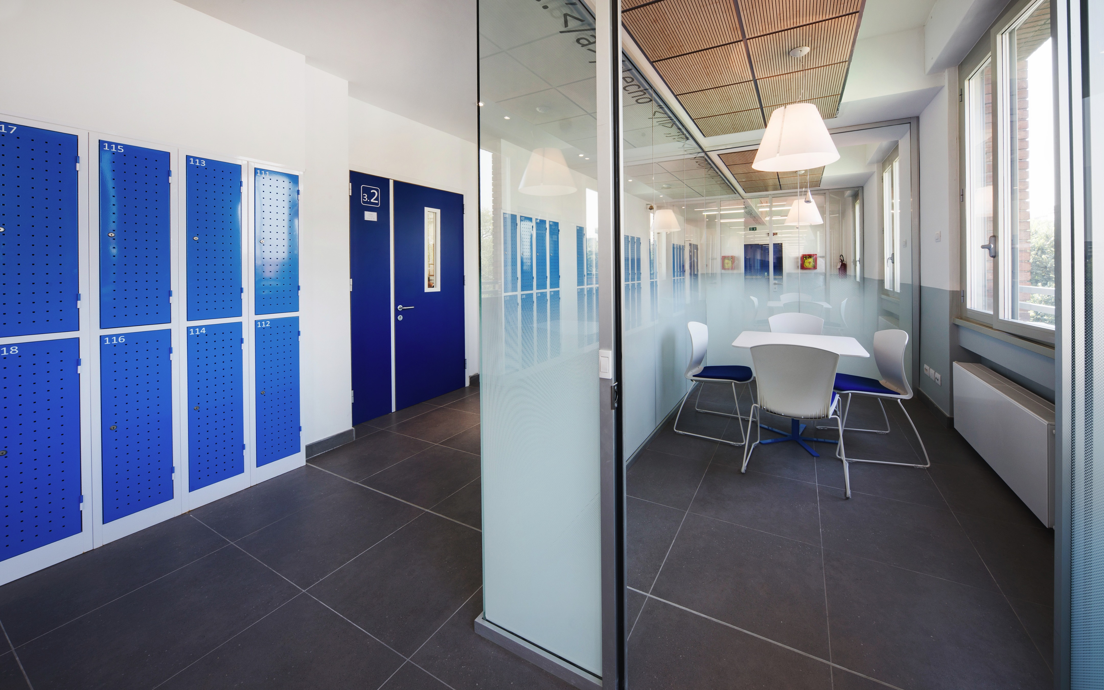 米兰 Faes Ponzio 学校翻新-14