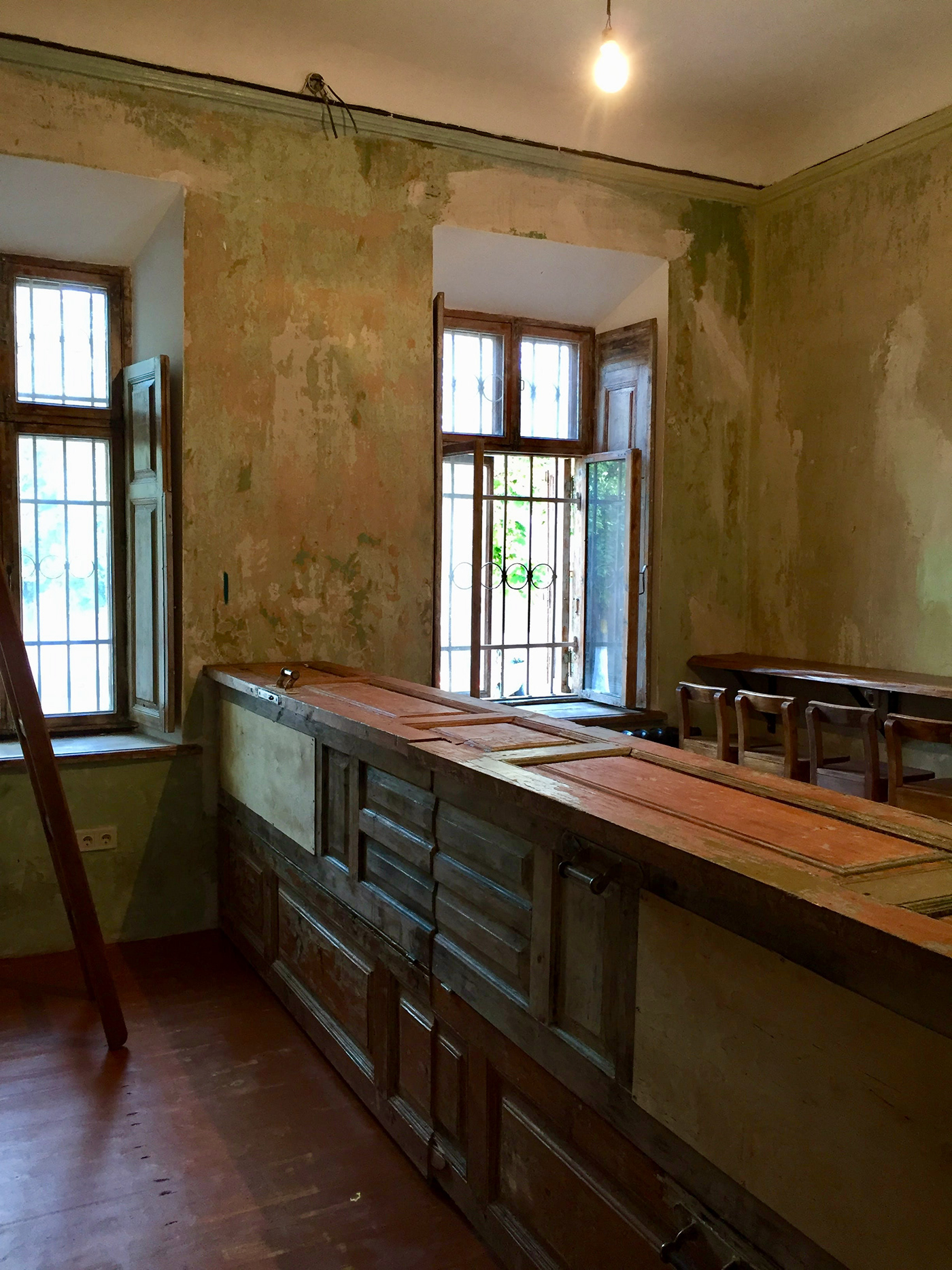 2018 年历史建筑改造的餐饮空间-11