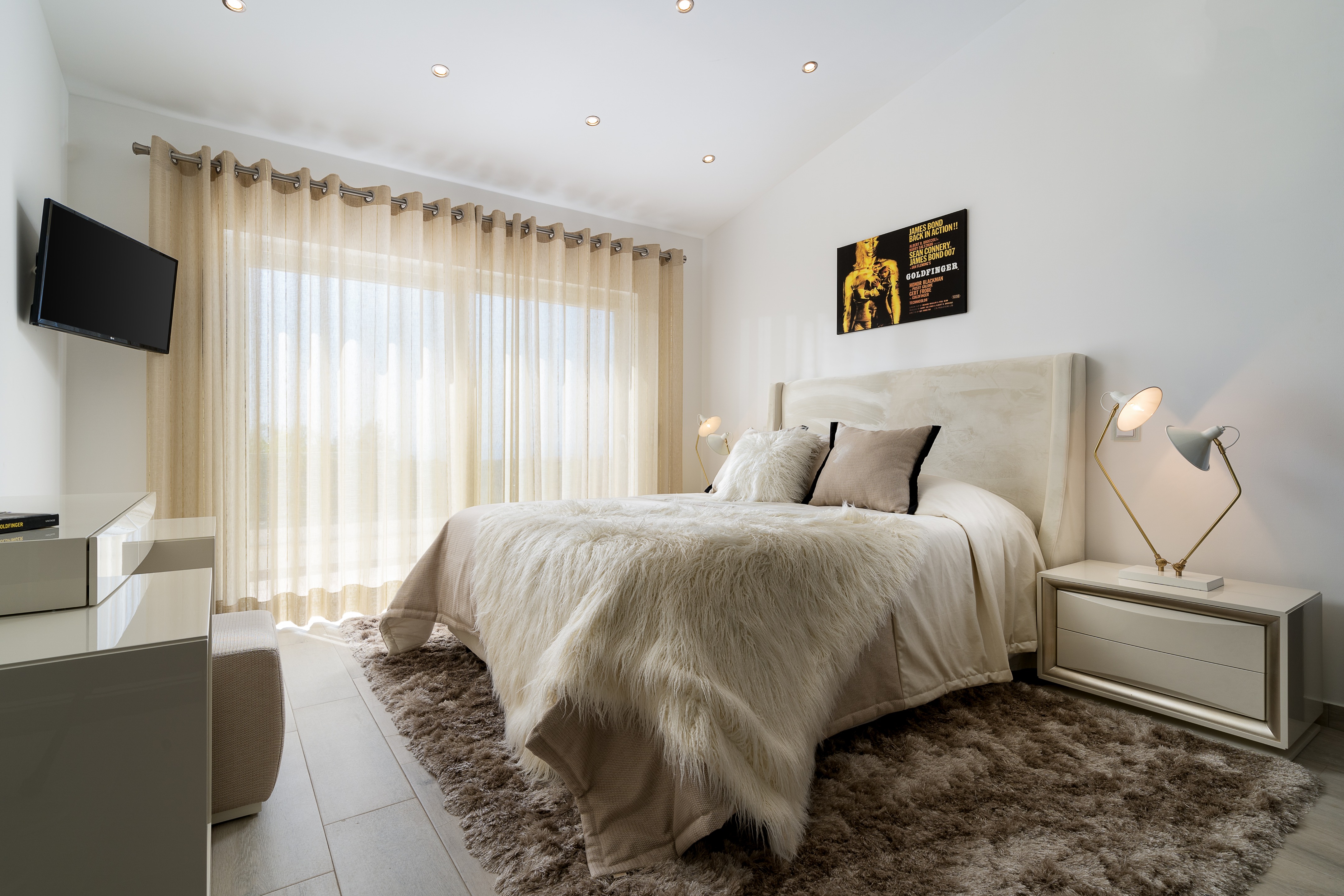 Simple Taste 团队打造的金色眼睛别墅室内设计-10