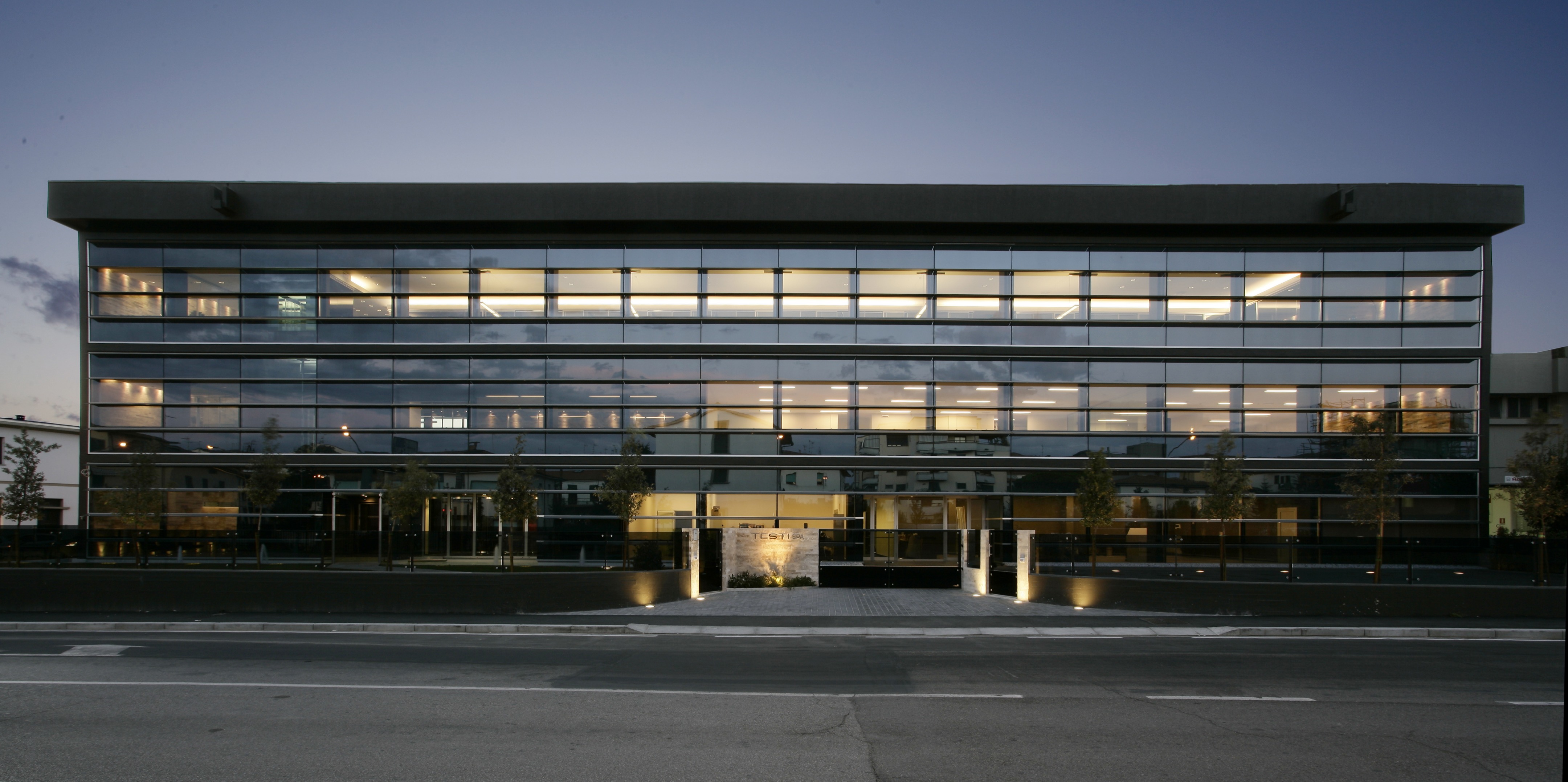 工业风珠宝总部设计-0