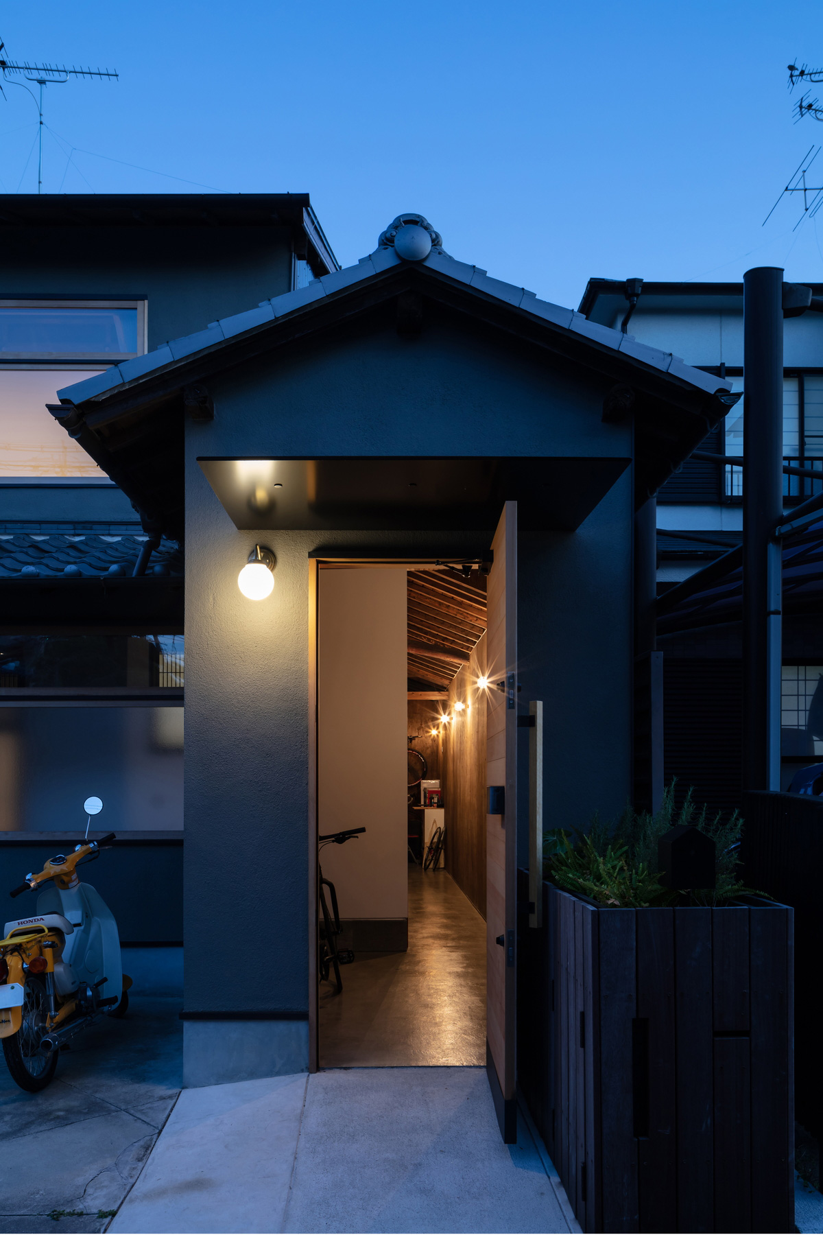 奈良 90 年古宅重生，现代与传统共生-38