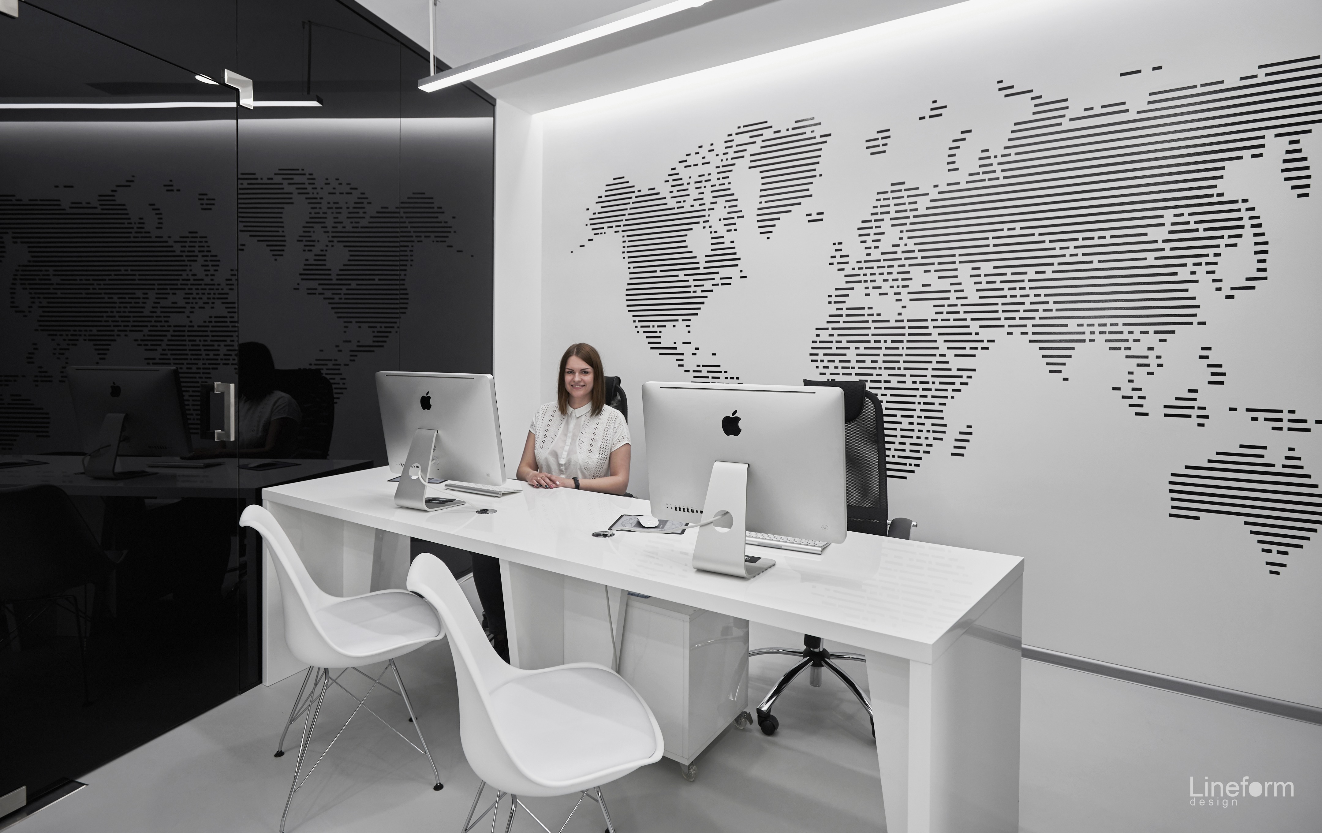 因图尔实验室办公室-1