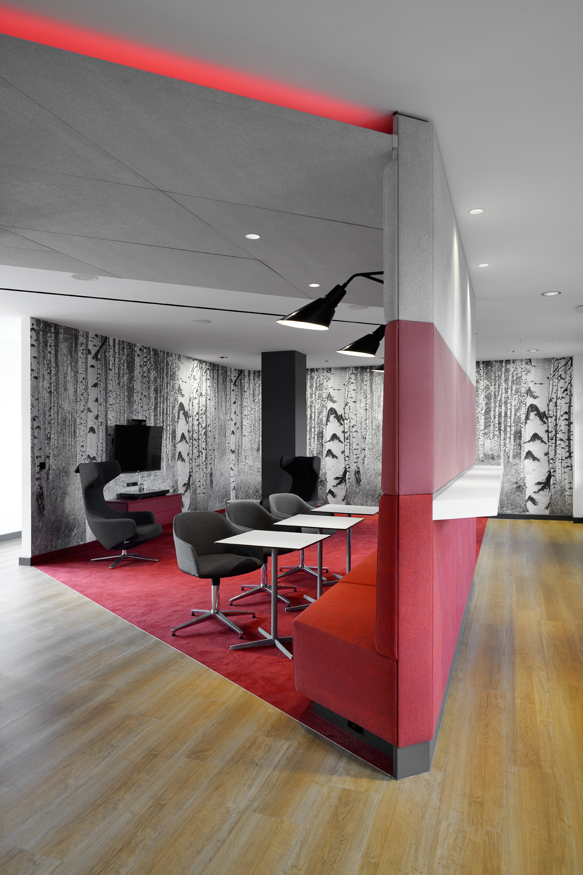 汉堡企业咨询公司办公室的社交中心设计-0