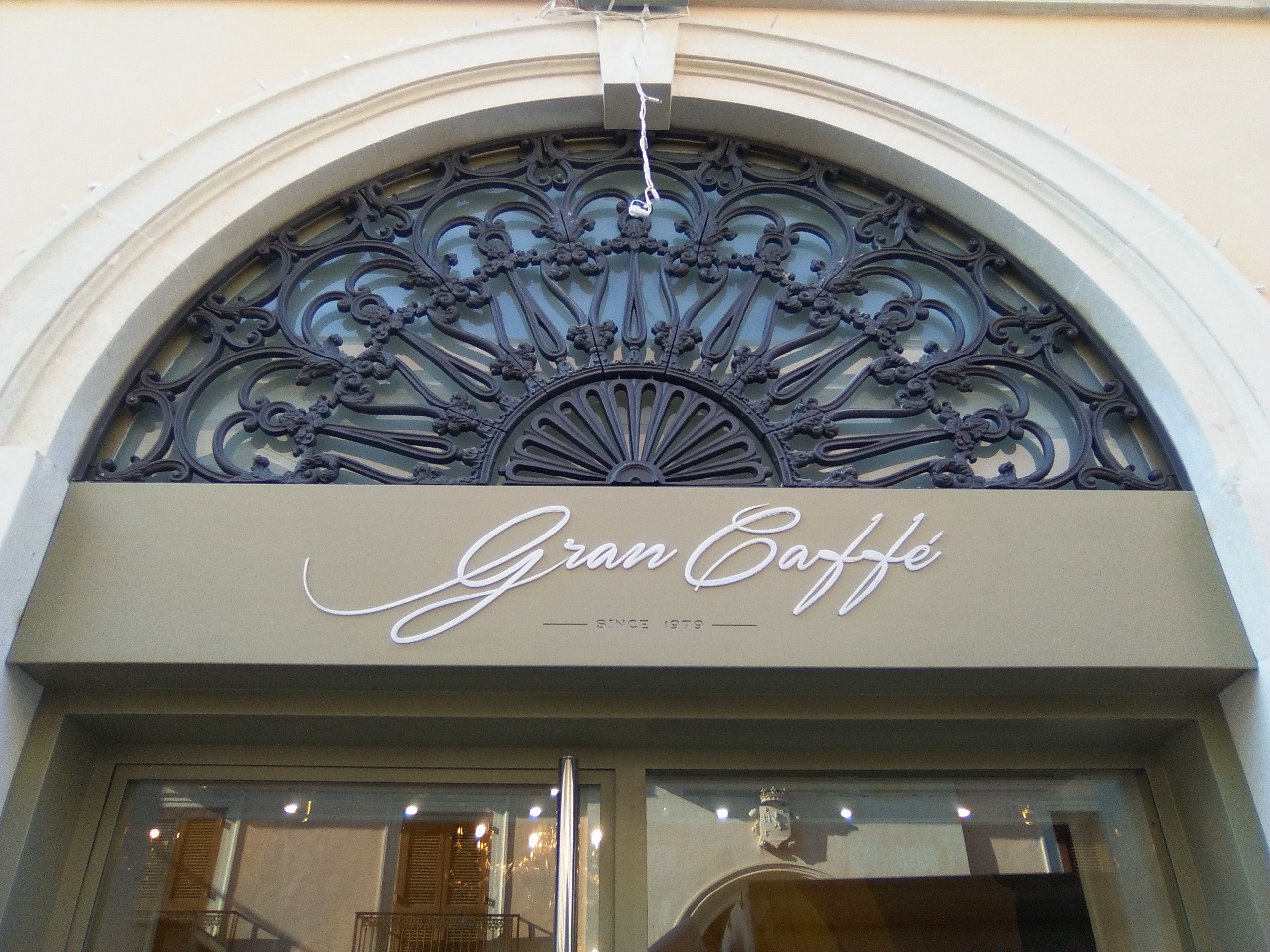 2016 年完成的意大利风格咖啡馆设计-20