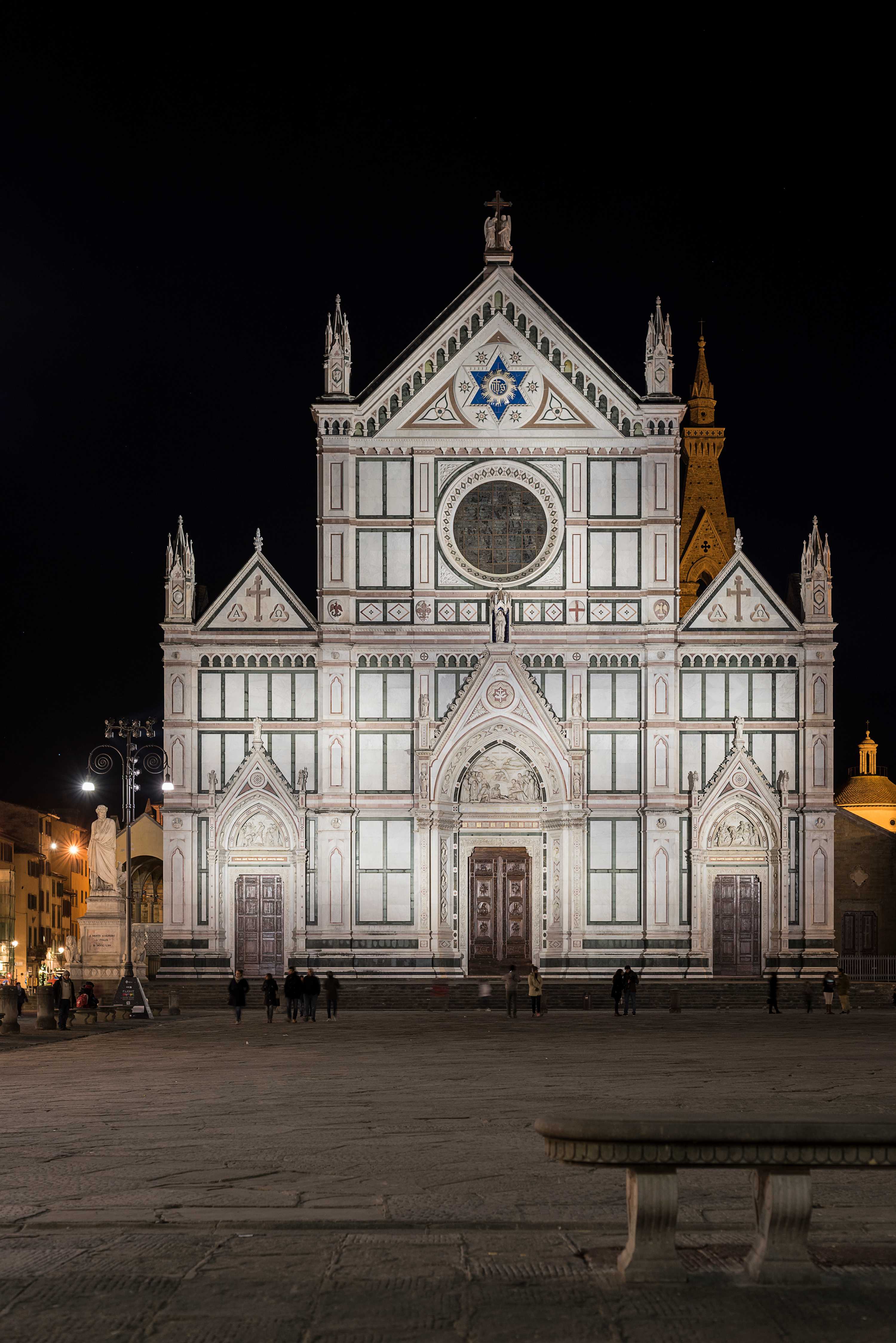 佛罗伦萨圣克罗斯大教堂外墙照明设计-30