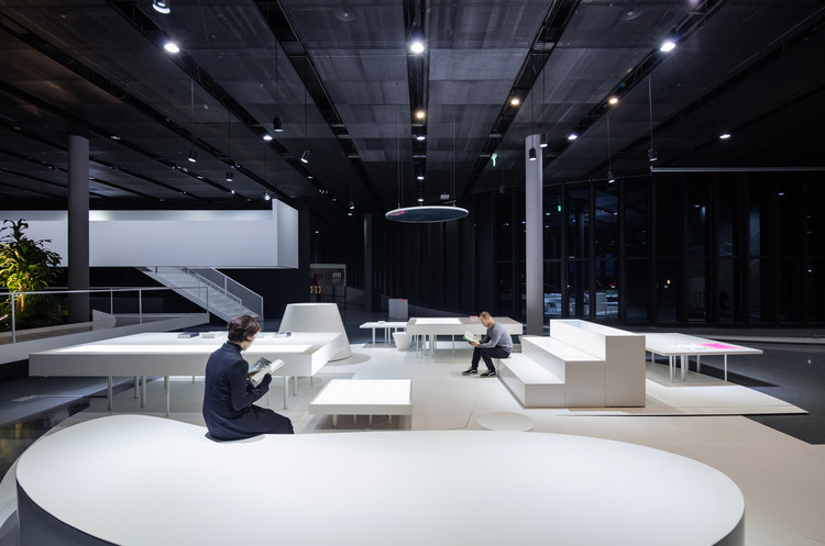 南六月白克艺术中心翻修,打造互动式公众空间-2