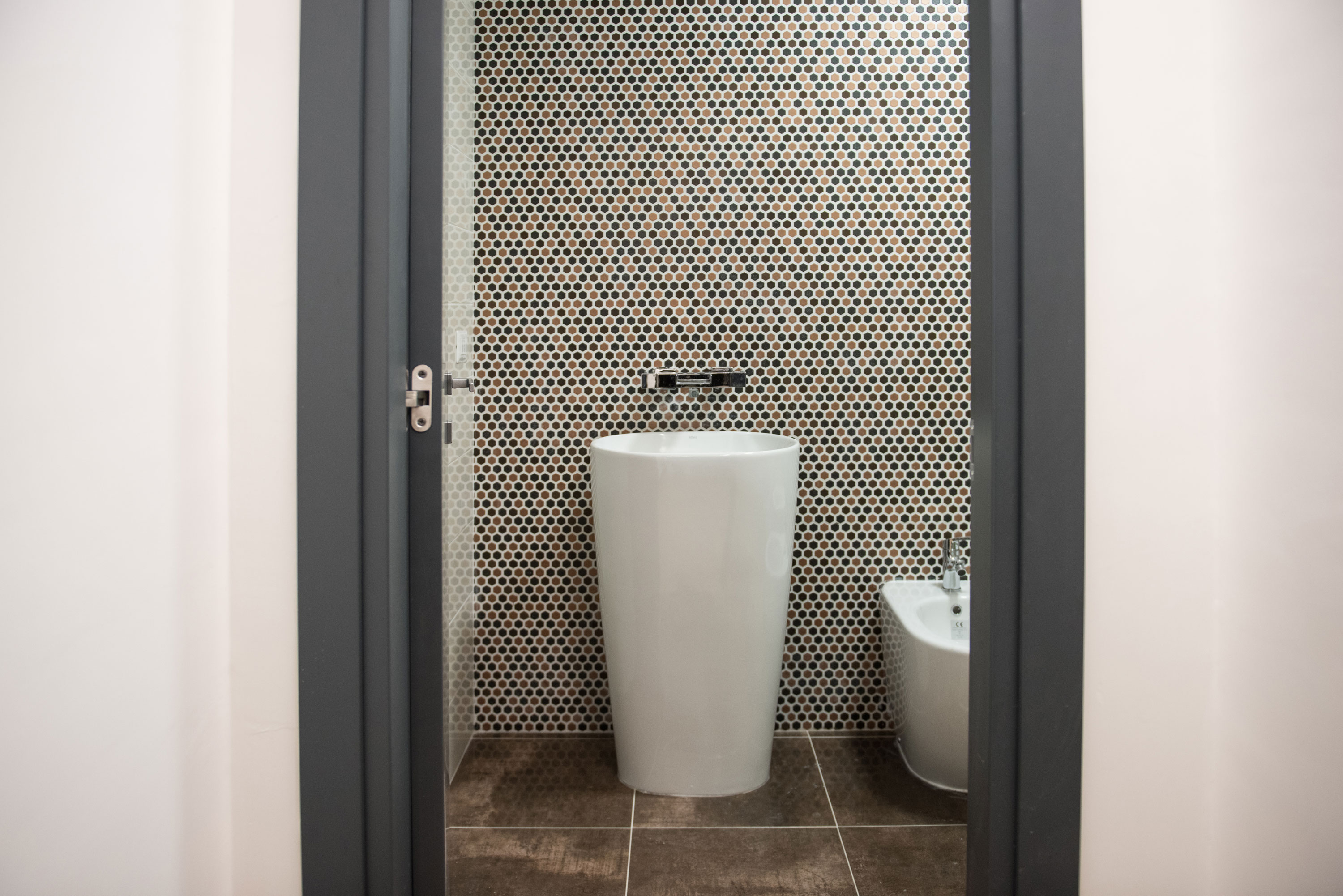 2014 年办公室设计 | 利用空间、材料与光线的巧妙结合-5