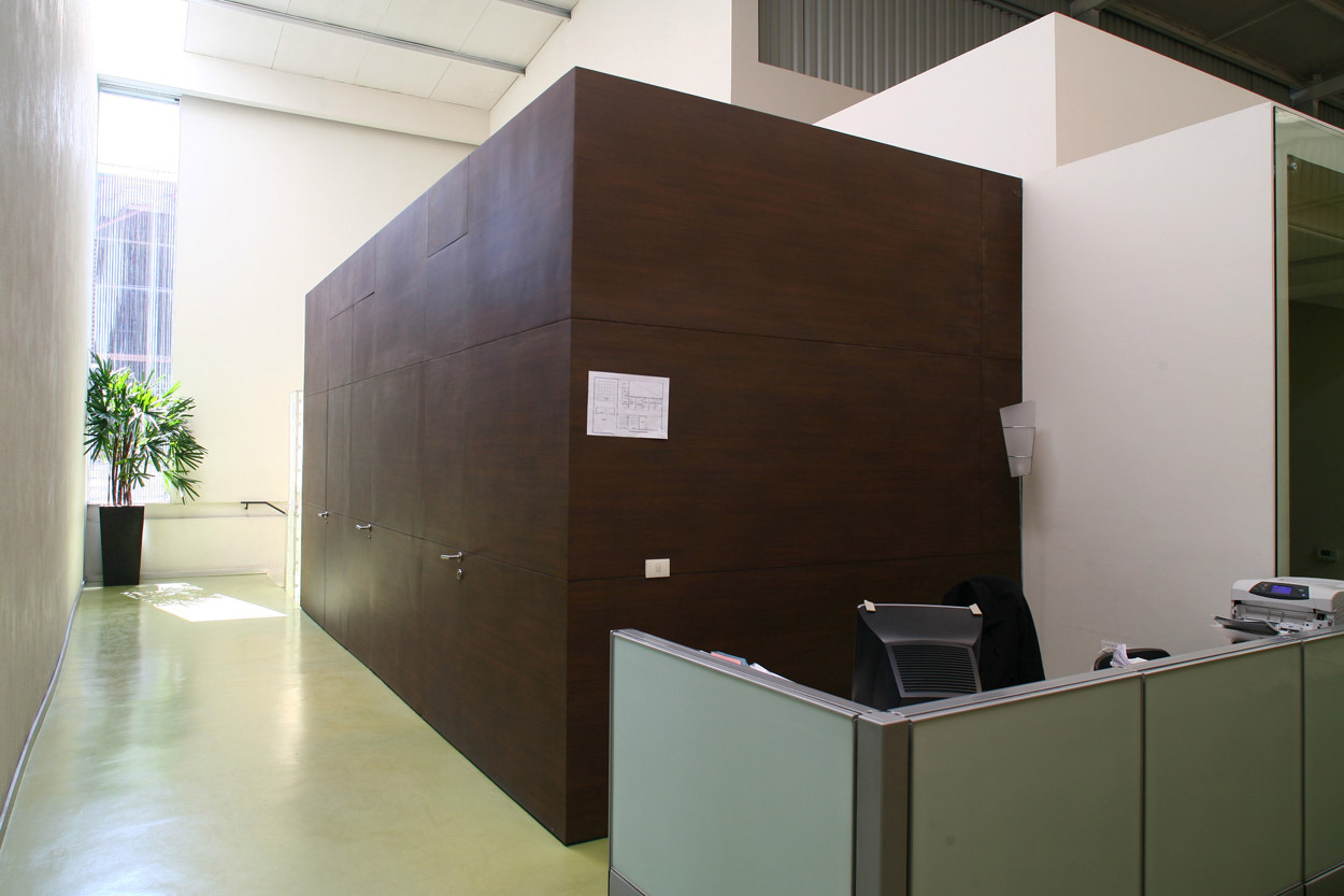 墨西哥 Pavisa 办公大楼 | 现代简约的办公空间-9