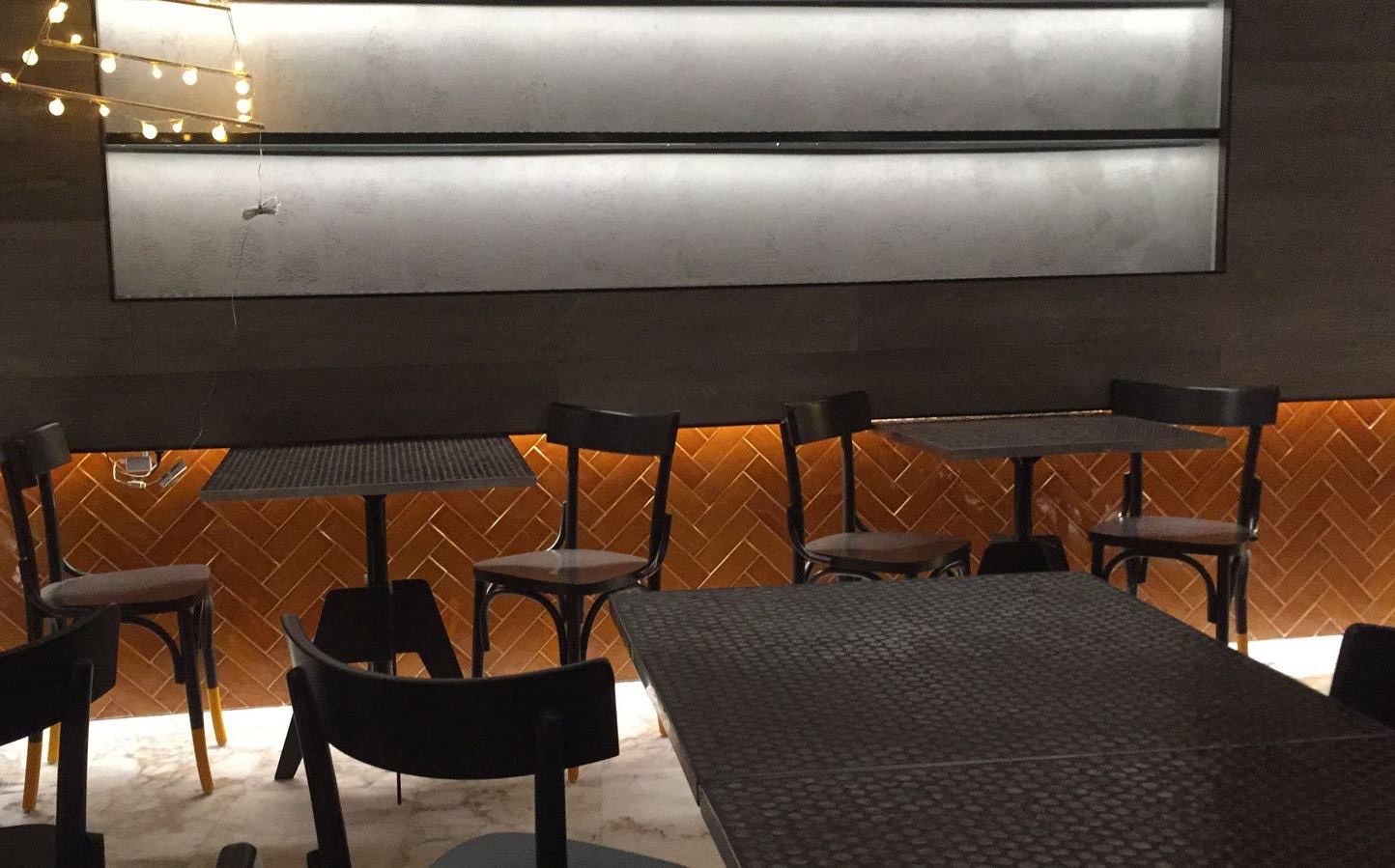 2017 年意大利餐厅 Mazzè室内设计案例解析-3