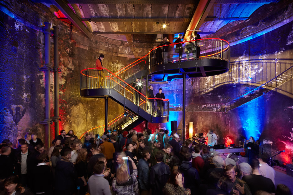 泰特·哈默打造布鲁内尔博物馆地下表演场-14