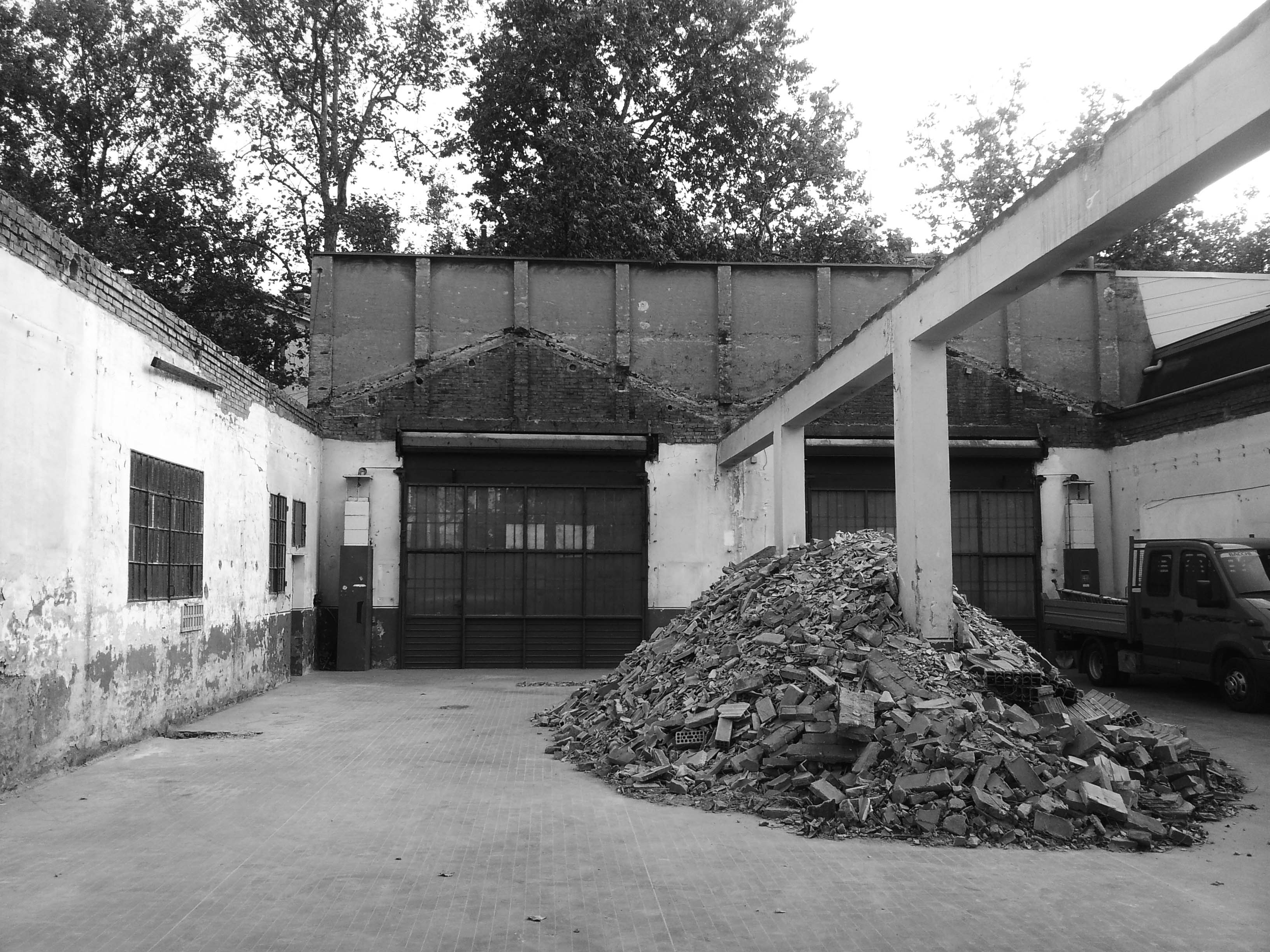 废墟中的艺术重生 · Modena 老厂房改造-3