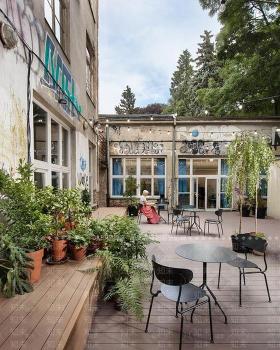 KUMST 创意中心 | 布尔诺老建筑翻新，打造多用途社区设施